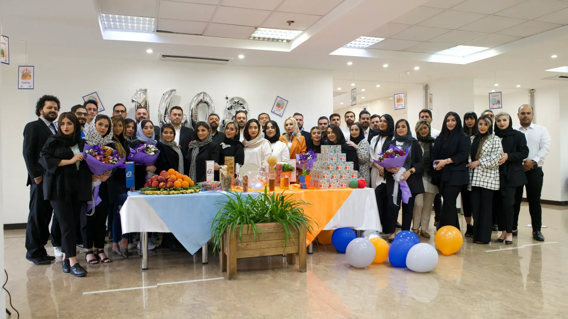 عکس گروهی نوروز ۱۴۰۲ پرشین سازه